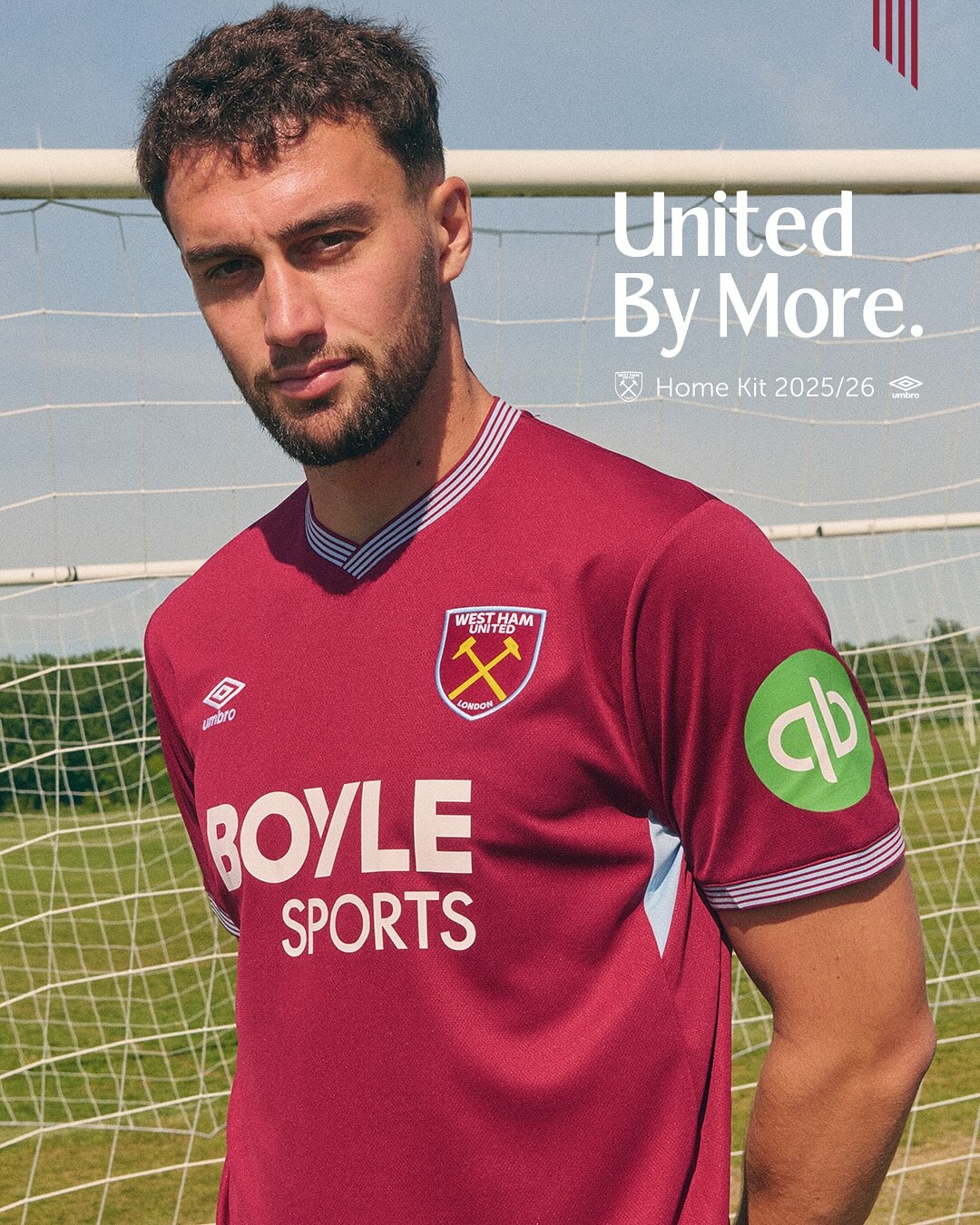 Camisa West Ham 2025/26 Umbro - Frente